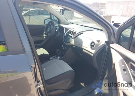 2016 Chevrolet Trax 1Ls z USA, uszkodzony, nr VIN 3GNCJKSB9GL249745